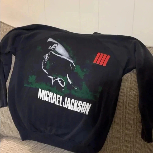 VTG 1988 Michael Jackson Bad Tour Concert Unisex LS Black Sweatshirt - Picture 1 of 16